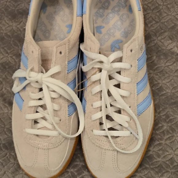 Adidas Handball Spezial Cream and Light Blue Sneakers Size 7 NWT - Picture 4 of 6